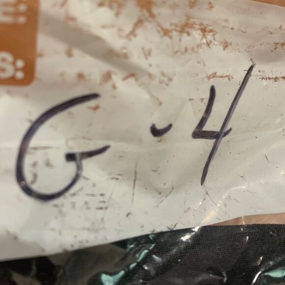 AVIA, ladies running shorts, liner, no pockets, size small 3-5 - Picture 8 of 8